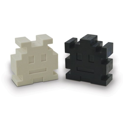 Space Invaders Retro Arcade Salt and Pepper Shakers