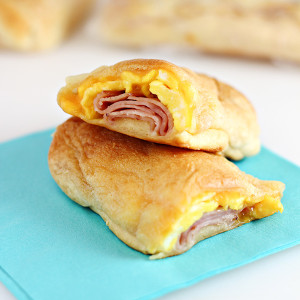 Cheesy Ham and Egg Roll Ups