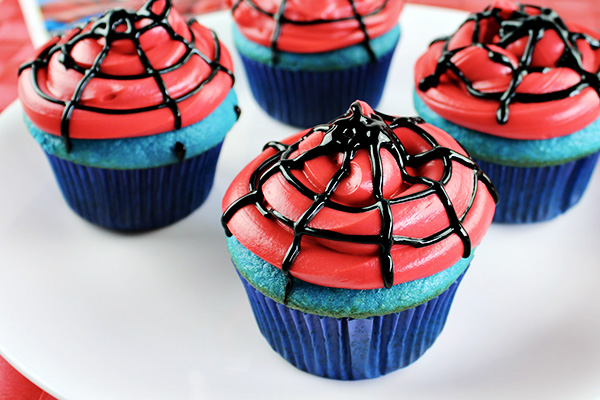 How to Make Easy Spiderman Cupcakes